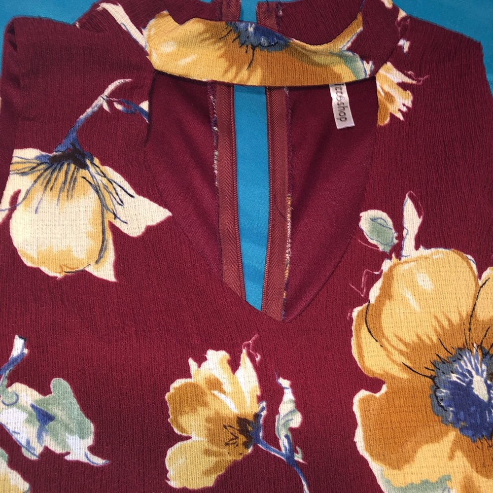 🌻Gorgeous boutique dress!🌻 - Picture 2 of 4
